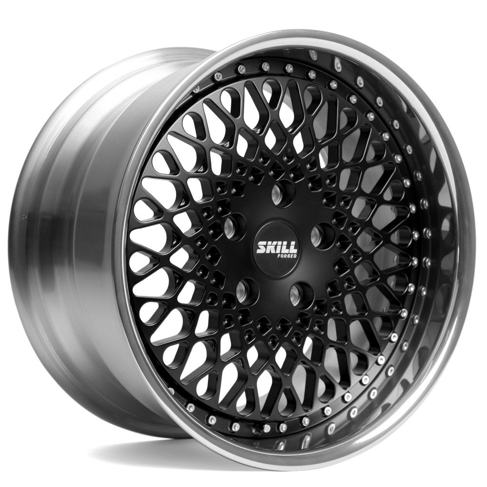 Легковой диск Skill Wheels SK0120 8x18 5x130 ET25 71,6 чёрный + полированный обод