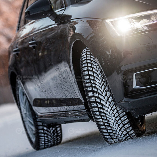 Bridgestone Blizzak LM005 215/55 R17 98V