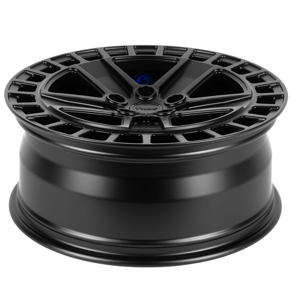 Легковой диск Skill Wheels SL110-SB562 8,5x20 5x120 ET30 72,6 чёрный матовый