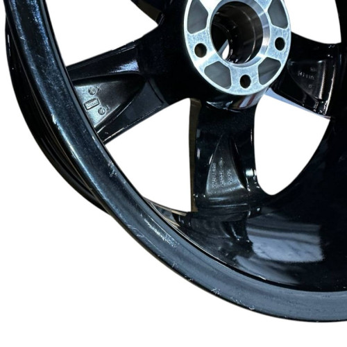 Легковой диск Dezent TH Dark 8x18 5x112 ET40 70,1 BFP