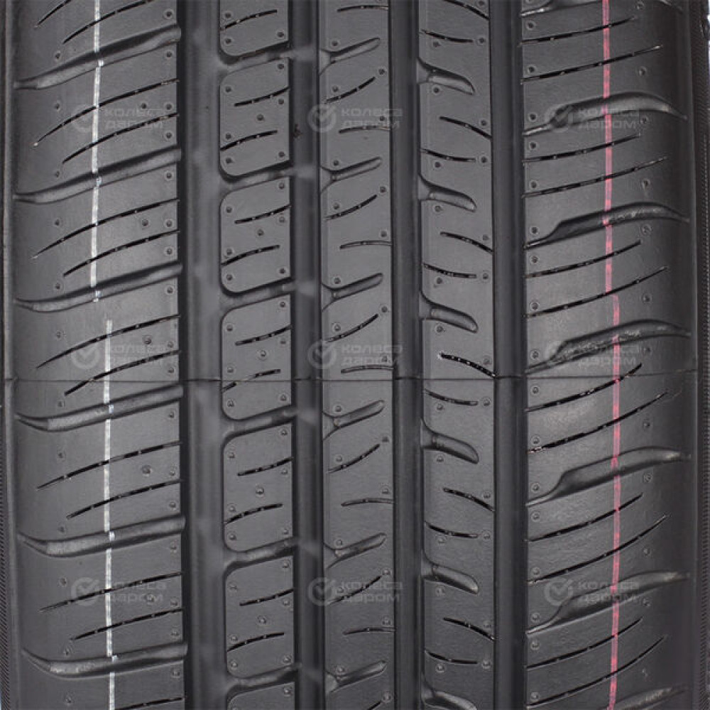Triangle TC101 215/60 R17 96V