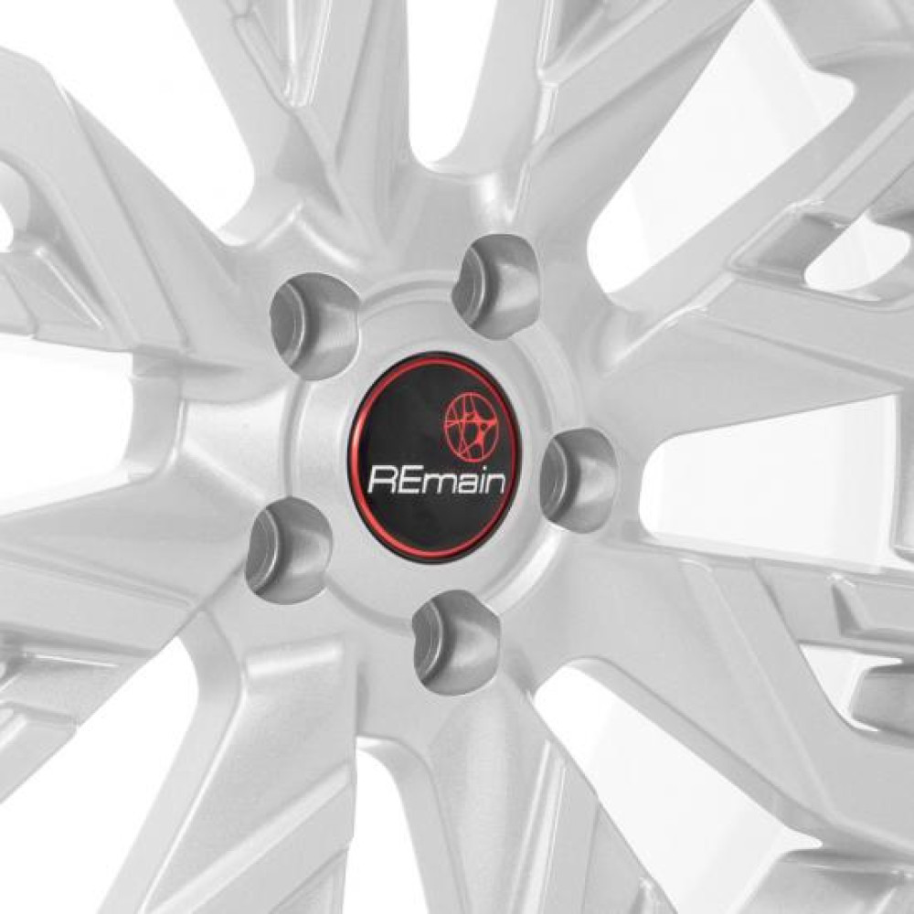 Легковой диск Remain R207 7x18 5x114,3 ET45 66,1 Сильвер