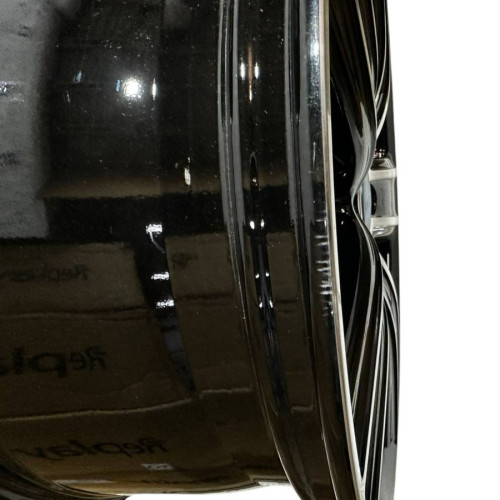 Легковой диск Dezent TH Dark 8x18 5x112 ET40 70,1 BFP