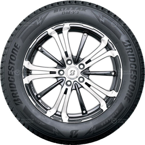Bridgestone Blizzak DM-V3 275/40 R22 107T