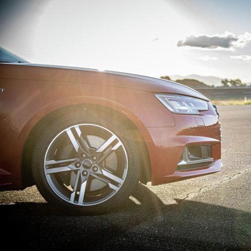 Легковая шина Bridgestone Potenza Sport 245/35 R21 96Y