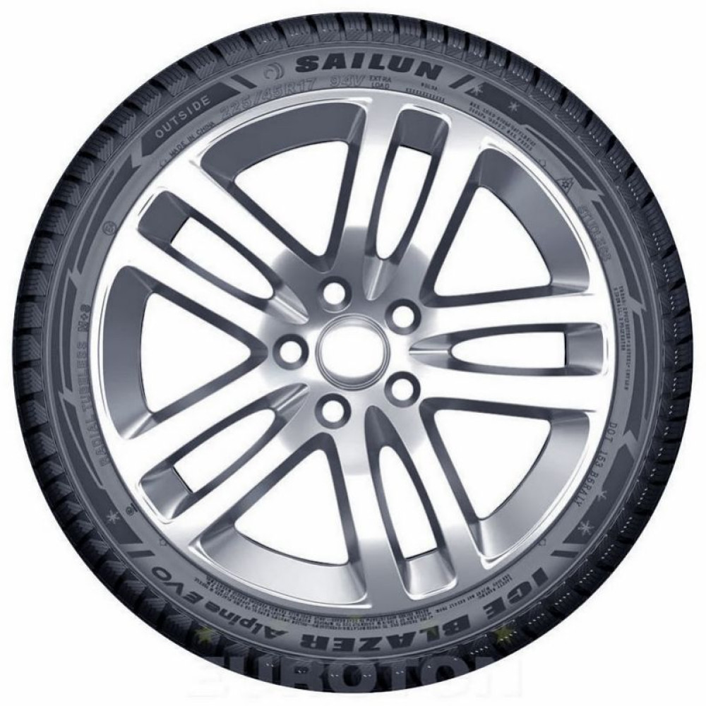 Легковая шина Sailun Ice Blazer Alpine Evo 215/45 R17 91V