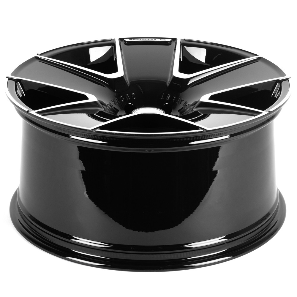 Легковой диск CMST SL171 9x22 5x120 ET15 60,1 чёрный глянцевый + полированные спицы