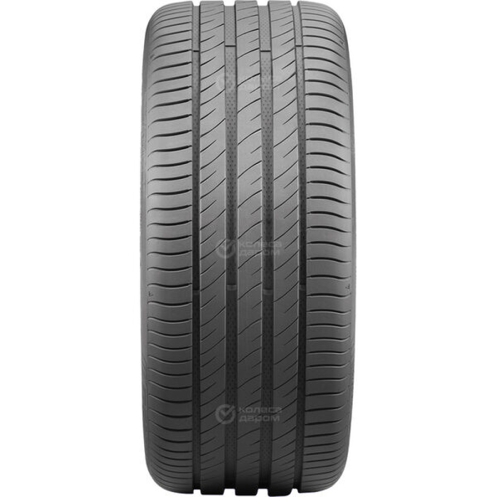 Delinte DS2 245/40 R18 97W