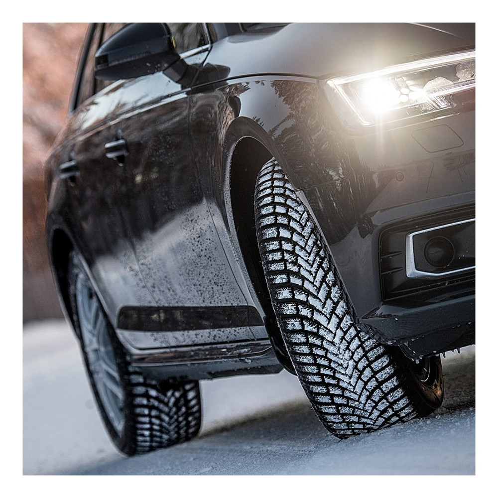 Легковая шина Bridgestone Blizzak LM005 DriveGuard Run Flat 225/55 R17 101V