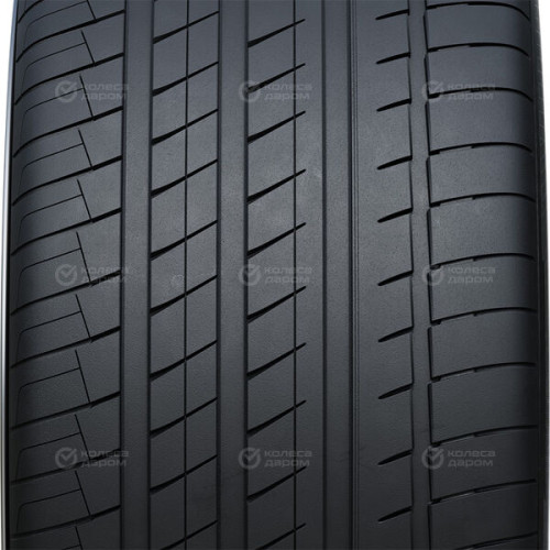 Habilead RS26 235/65 R19 109V