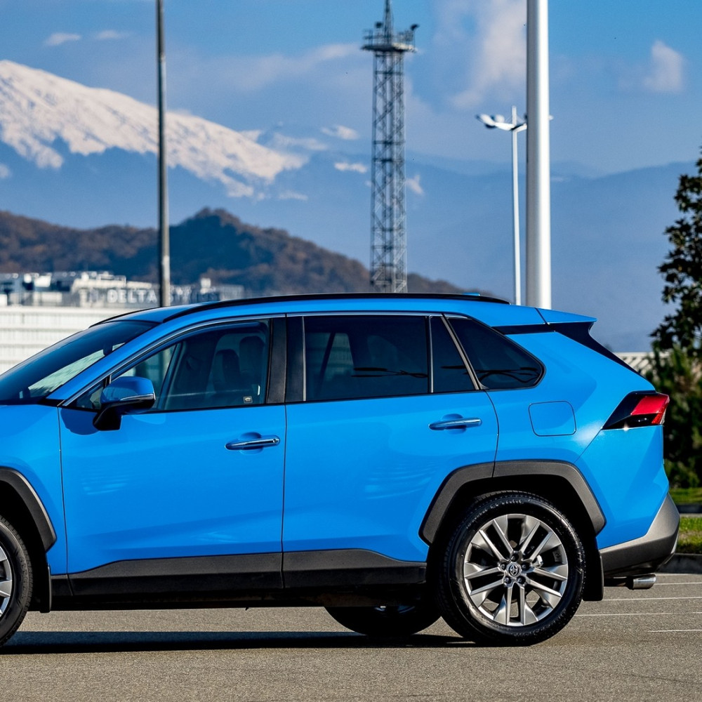 Легковая шина Bridgestone Alenza 001 225/60 R18 104W