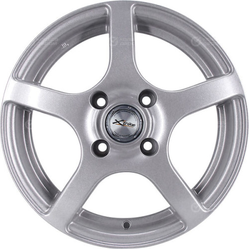 Колесный диск X-trike X118 6xR15 4x100 ET38 DIA67.1 серебристый