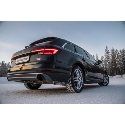 Легковая шина Bridgestone Blizzak LM005 225/55 R19 99V