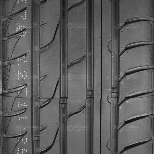 Evergreen DYNACONTROL EU728 235/50 R17 100W