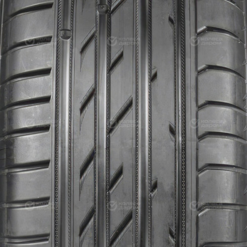 Ikon NORDMAN SZ2 225/40 R18 92W
