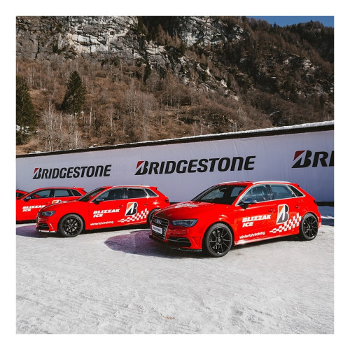 Легковая шина Bridgestone Blizzak Ice 215/55 R16 97T