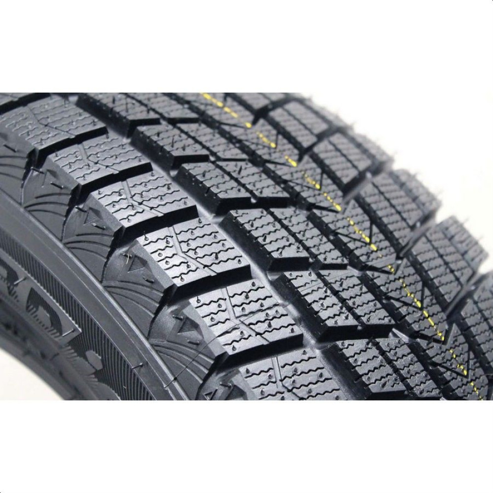 Легковая шина Nexen Winguard Ice Plus 205/60 R16 96T