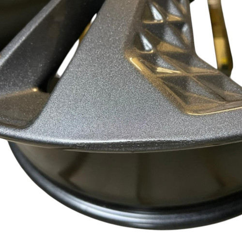 Легковой диск СКАД KL-1069 7x18 5x108 ET33 60,1 Графит (уценка: замятие наружного обода, 2 шт.)