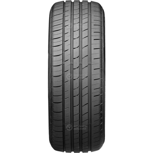 Nexen NFERA RU1 215/60 R17 96H