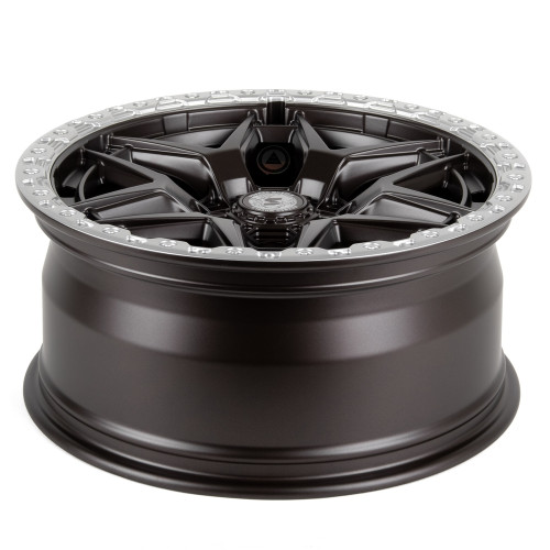 Легковой диск Skill Wheels SV631-SK333 9x20 6x139,7 ET28 106,1 Бронза матовая + полированный обод